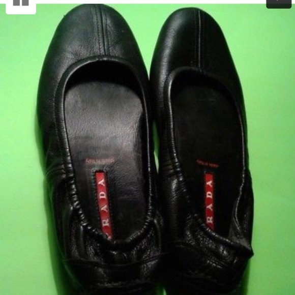 Women's authentic PRADA Black Leather Driving Sole - Picture 5 of 8